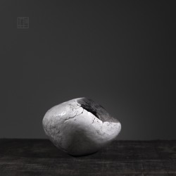 Vase en céramique raku #147 | Pièce unique faite main – Mimeiceramics