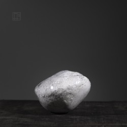 Vase en céramique raku #147 | Pièce unique faite main – Mimeiceramics