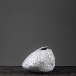 Vase en céramique raku #156 | Pièce unique faite main – Mimeiceramics