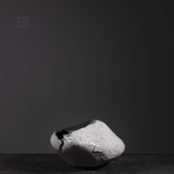 Vase en céramique raku #142 | Pièce unique faite main – Mimeiceramics