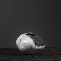 Vase en céramique raku #146 | Pièce unique faite main – Mimeiceramics