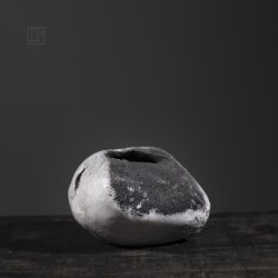 Vase en céramique raku #146 | Pièce unique faite main – Mimeiceramics