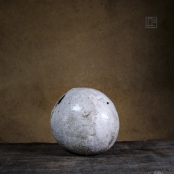 Vase en céramique raku #88 | Pièce unique faite main – Mimeiceramics