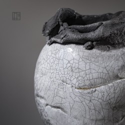 Vase en céramique raku #166 | Pièce unique faite main – Mimeiceramics