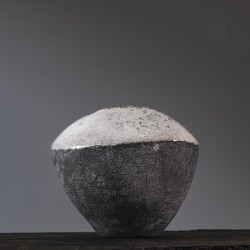 Vase en céramique raku #163 | Pièce unique faite main – Mimeiceramics