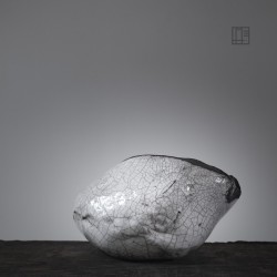 Vase en céramique raku #169 | Pièce unique faite main – Mimeiceramics