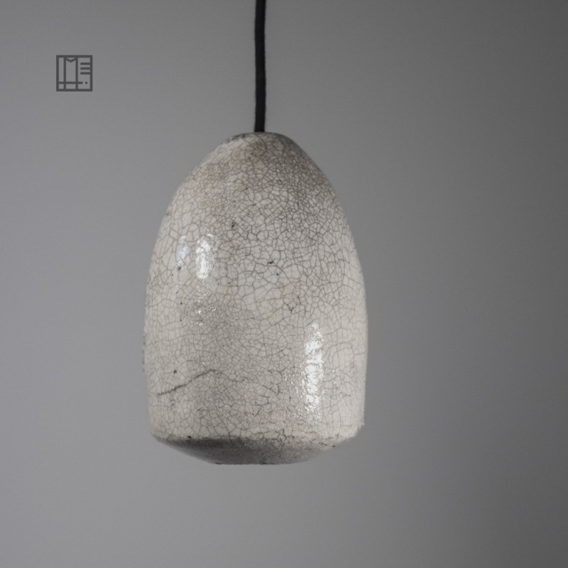 Suspension en céramique raku #173